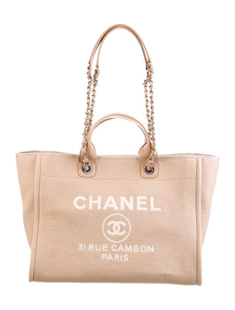 chanel shopper deauville rosa|Chanel deauville tote.